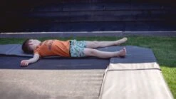 Avyna Pro-Line Flatground Trampoline - 305 X 225 Cm - Grijs -Buiten En Tuinen Winkel 1900 3377 flatground 305 225 sfeer 1