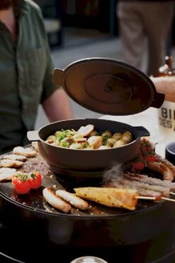 OFYR Tabl'O Cast Iron Casserole Set -Buiten En Tuinen Winkel 900 600 dsc0509 2